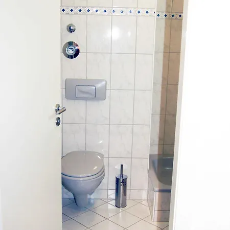 Ferienwohnung Am Zwinger Apartment *